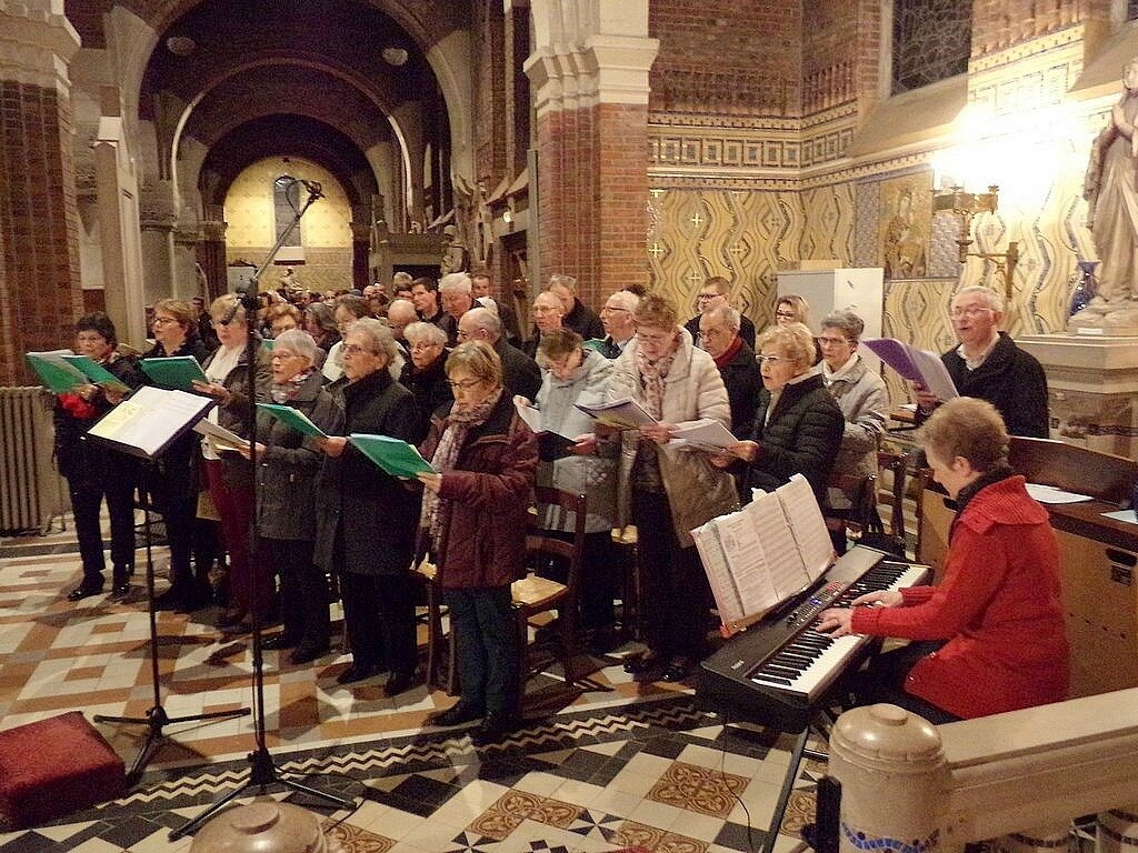 2017-12-24-veillée Noël-LE DOULIEU (12) (Copier)