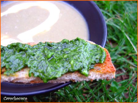 VELOUTE DE FEVES ET SA TARTINE AU PESTO DE CORIANDRE recettes Un brin de Muguet...