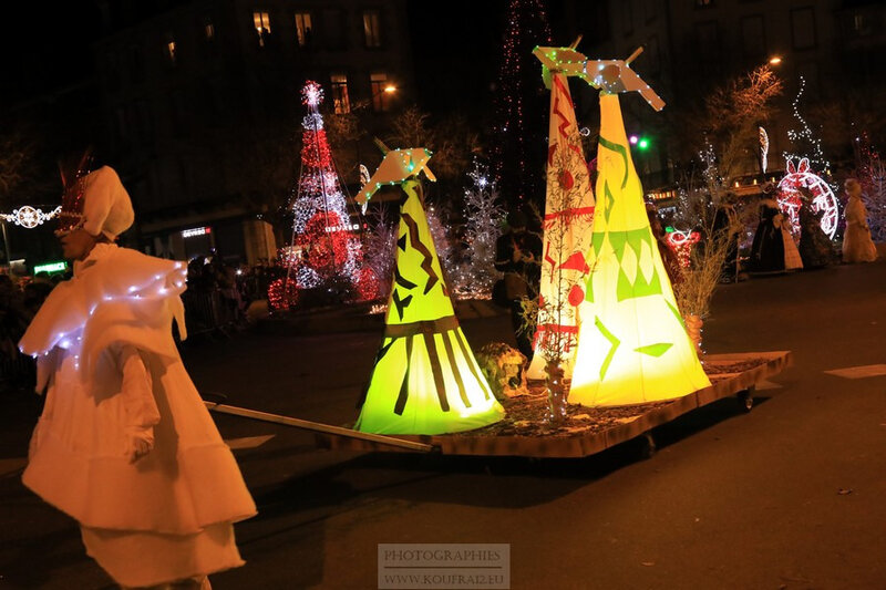 Photos JMP©Koufra 12 - Grande Parade Féérique de Noël - 15122019 - 0479