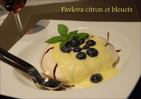 PAVLOVA_CITRON_BLEUETS
