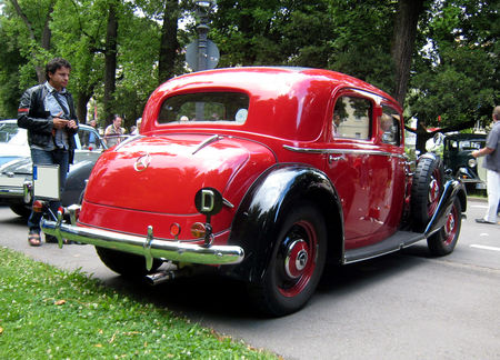 Mercedes_230_1937_02