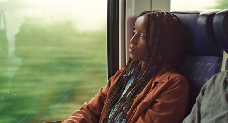 PHOTOGRAMME 10 Saint Omer d_Alice Diop © SRAB FILMS - ARTE FRANCE CINÉMA - 2022 Rama train