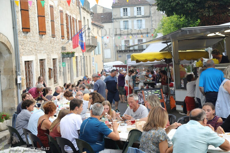 Photos JMP©Koufra 12 - Cornus - Marché de Pays - Dany Musette - 11072019 - 0050