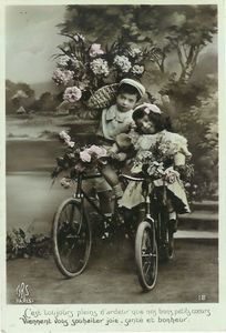 eduardian_children_with_bike_0