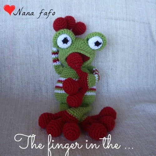 Grenouille-crochet-05