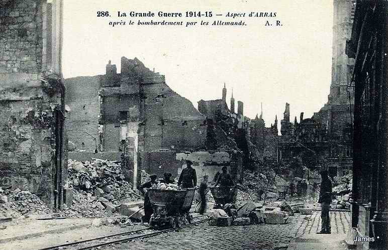 Arras bombardé