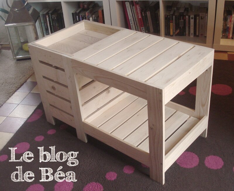 Table basse en bois de palette avec coffre de rangement