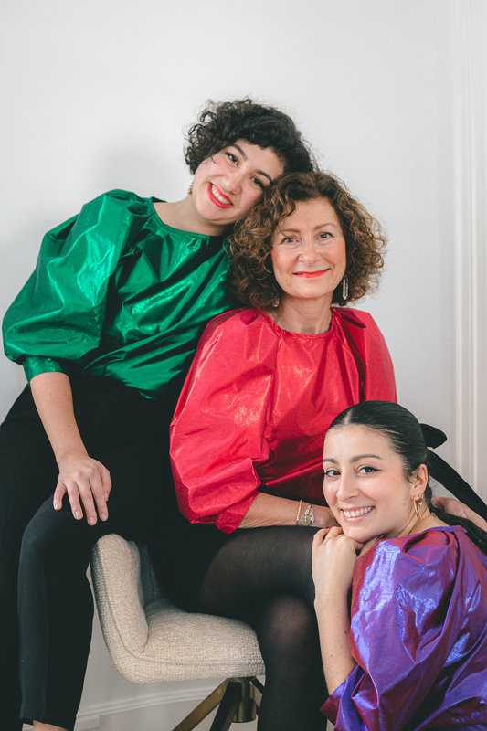 231231-A-trio-insta-4