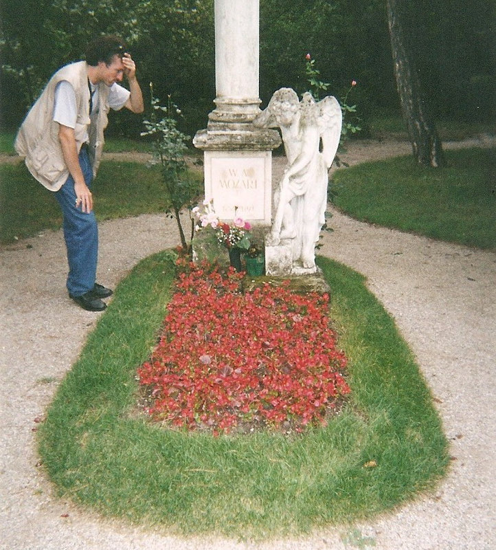 Vienne, cimetière St Marx, tombe Mozart et Jénorme (Autriche)
