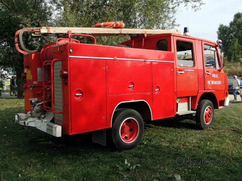 berliet-fourgon-pompe-tonne-leger-camiva-500-ke-1975-b
