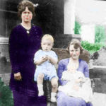 1919_della_and_gladys_with_jackiehermitt_berniece_2