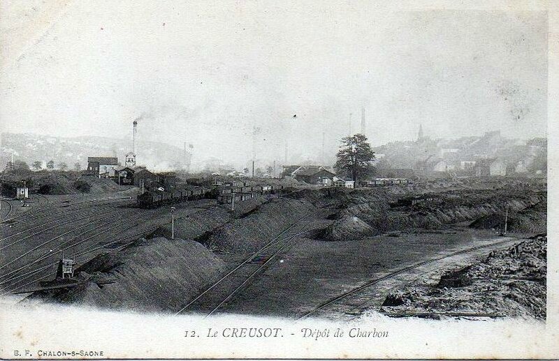 1917-10-04 - le-creusot-depot-de-charbon-