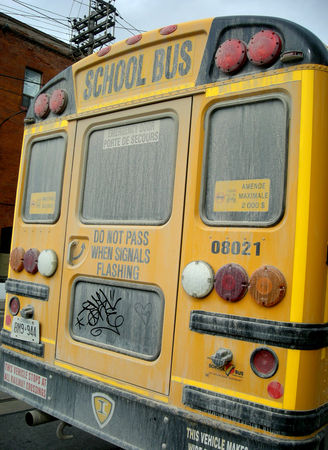 dirty_school_bus1