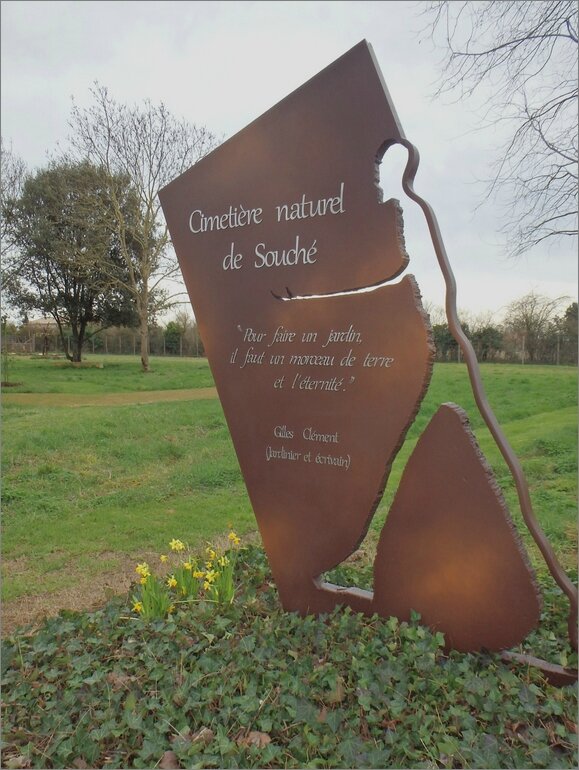 plaque entree cimetiere naturel