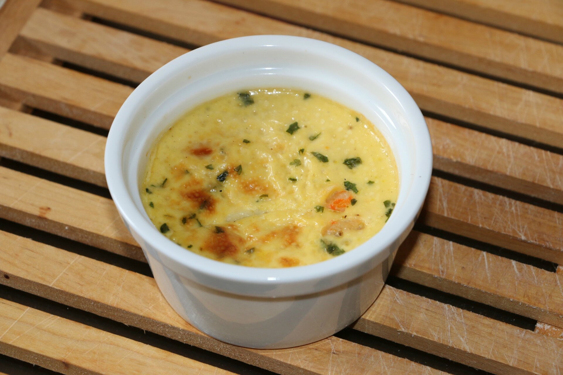 Cocotte de flan aux crevettes, curry et mozzarella - La cuisine de Chris