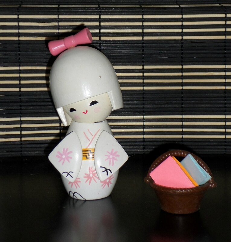 kokeshi au panier