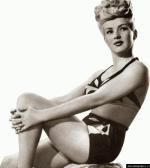 Swimsuit_CATALINA-BIRD-style-other-betty_grable-1-2