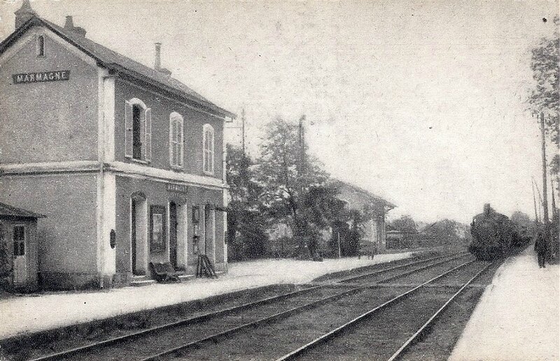 marmagne-arrivee-du-train-a-vapeur-en-gare-edit-fougere-pele-photo-maquaire