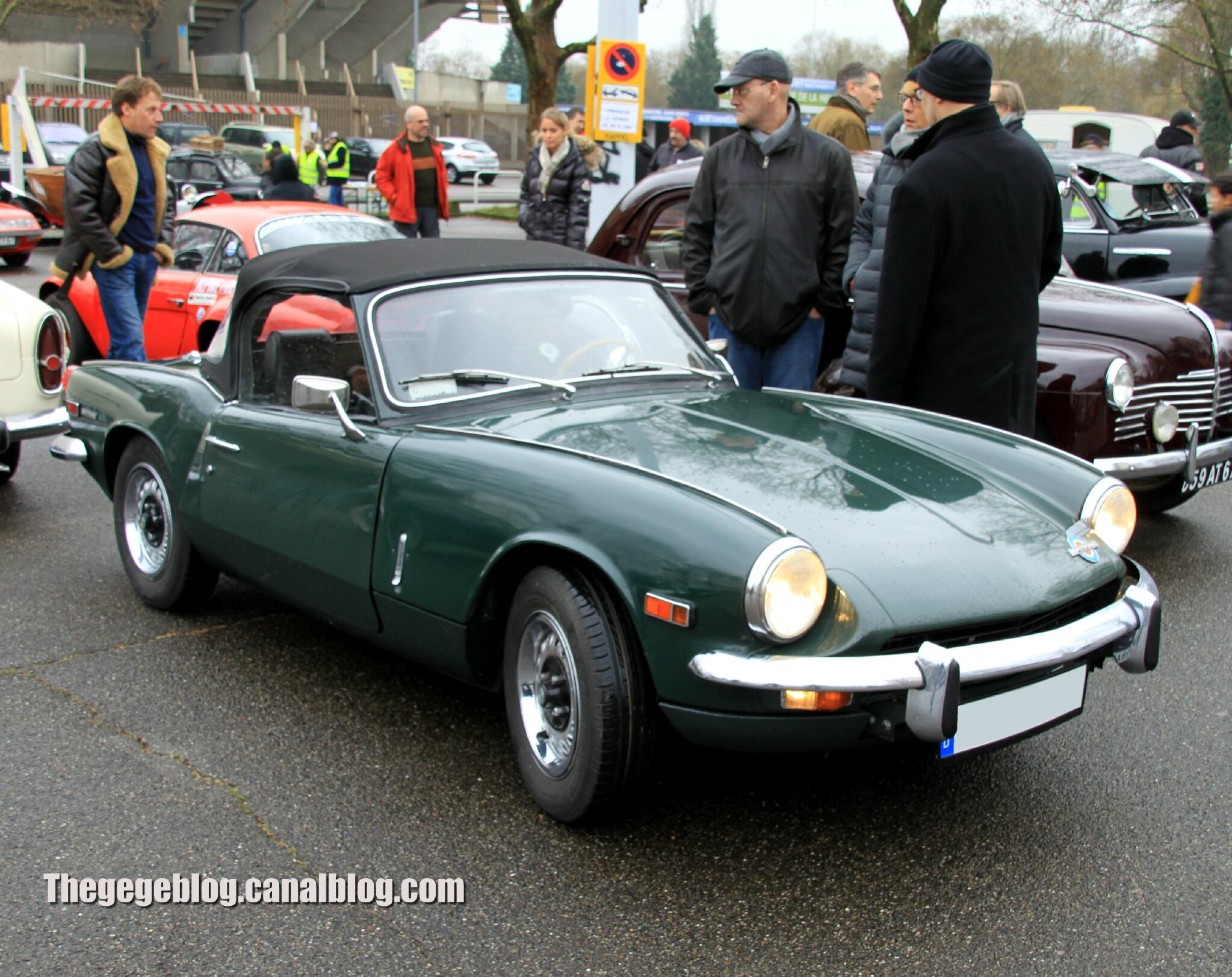 Triumph spitfire MKIII convertible version US (Retrorencard fevrier 2014) 01