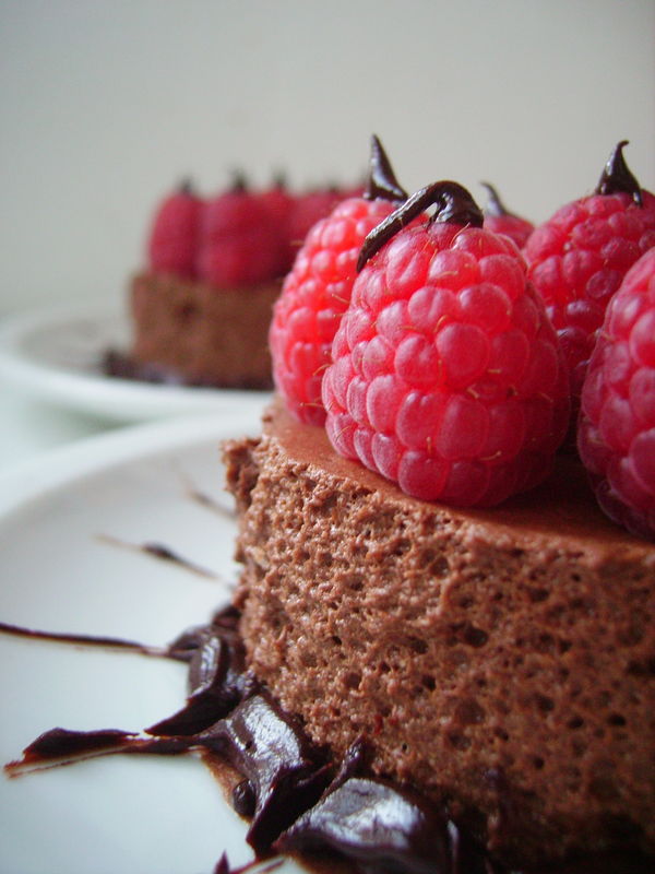 Chocoboise recettes dessert Chocoboise : Mousse au chocolat avec ses framboises et sa ganache