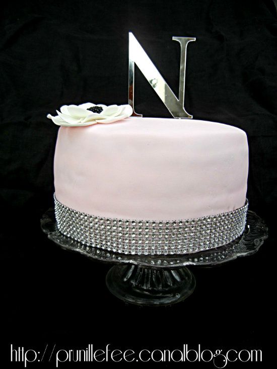 glam chic cake 40th prunillefee