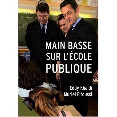 Main_basse_sur_l_Ecole_publique