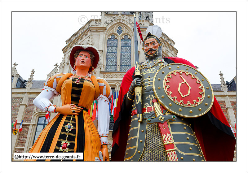 Douai_-_Fetes_de_Gayant_-_Sortie_du_dimanche_matin_de_la_Famille_Gayant_2019_0397