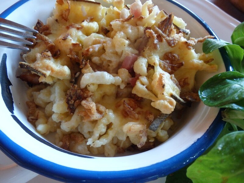 spätzle à la bavaroise ( bayerische art ) - au cochon heureux