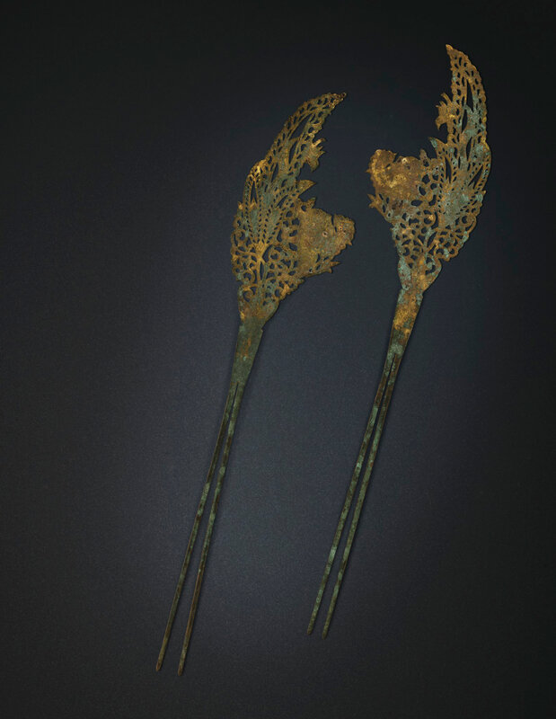 2019_NYR_18338_0527_000(a_pair_of_parcel-gilt_silver_hairpins_tang_dynasty)