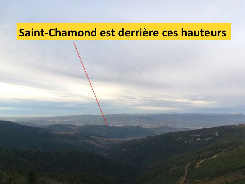 Saint-Chamond derrière ces hauteurs