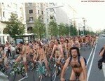 cyclistes_nudistes