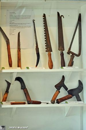 Scies-et-serpettes