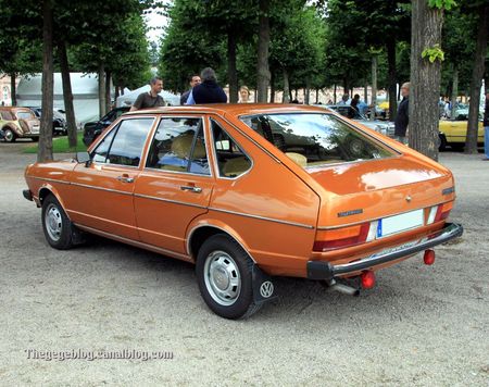 Vw passat GLS automatique (type 32-B1) de 1977 (1975-1980)(9ème Classic Gala de Schwetzingen 2011) 02