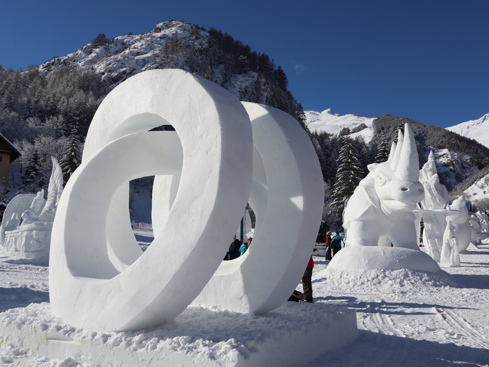 21 Concours sculture sur neige