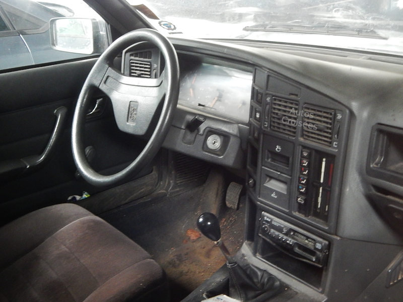 Peugeot505SXint