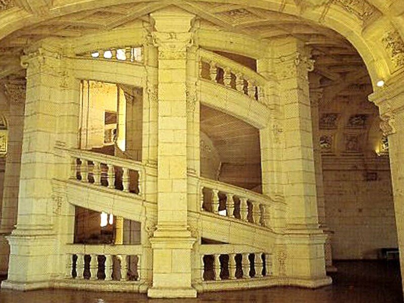 Le château de Chambord - Escalier à double révolution