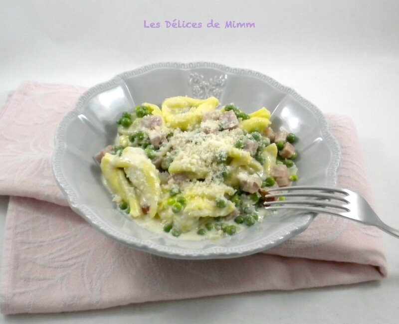 Tortelliniaujambonpetitspoisetparmesan4