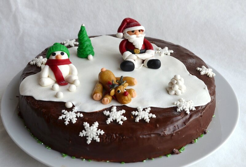 g_teau_de_no_l_d_cor__en_pate___sucre