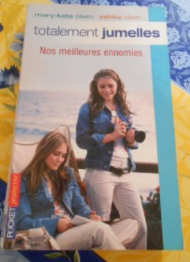 TOTALEMENT JUMELLES 12