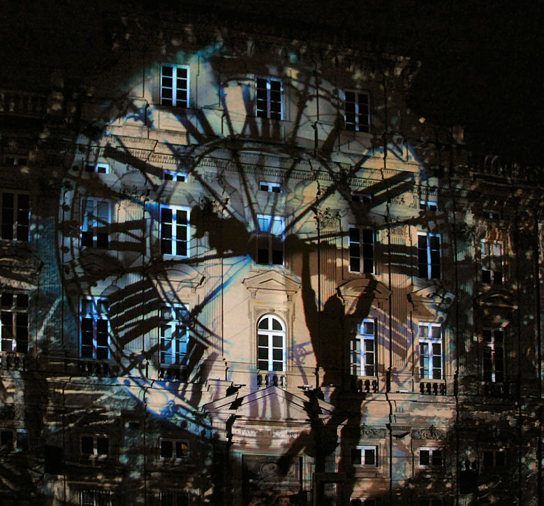 14a - Et l'horloge