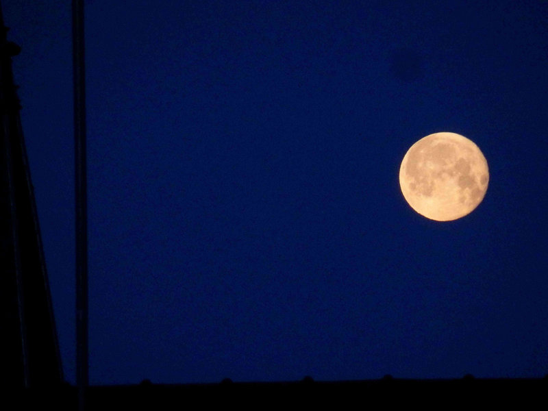 photo de la lune ciel de nuit Vichy