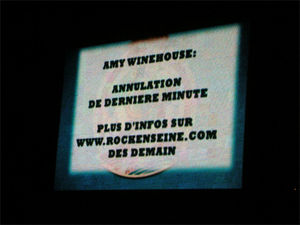 Amy_Winehouse_annulation_04