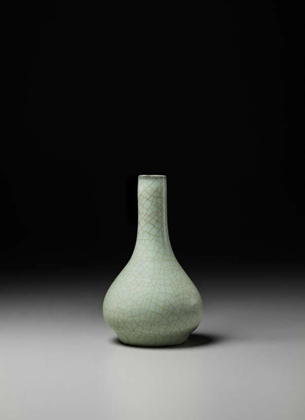 19世紀 USAヴィンテージ シュガー ツイスト チャイルド ミルクガラス A very rare Guan bottle vase & A Guan octogonal cup