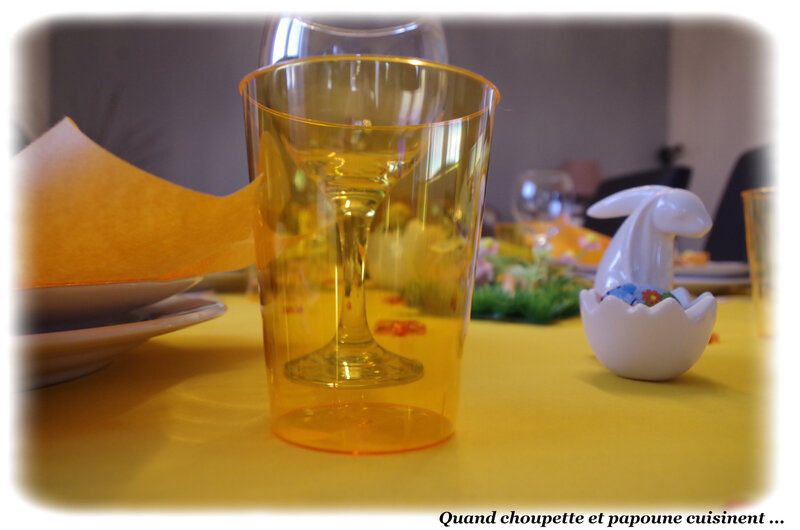 table de Pâques 2019 n°2-9012