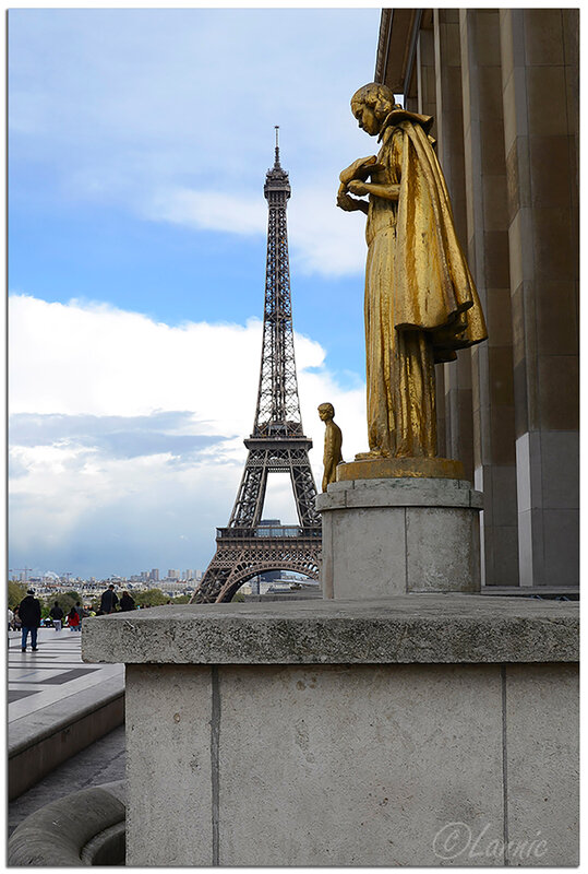 Paris_Trocadero_Tour_Eiffel_5