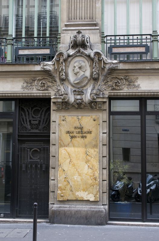 25_rue_Bleue_Cochi_fr_res_sculpteur_Henri_Bertrand_architecte_1911_02