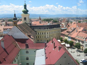 Sibiu___vues_du_haut_de_la_tour_du_conseil__06_08___4