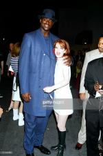 1996-06-08-MTV_Movie_Awards-backstage-with_with_shaquille_o_neal-2