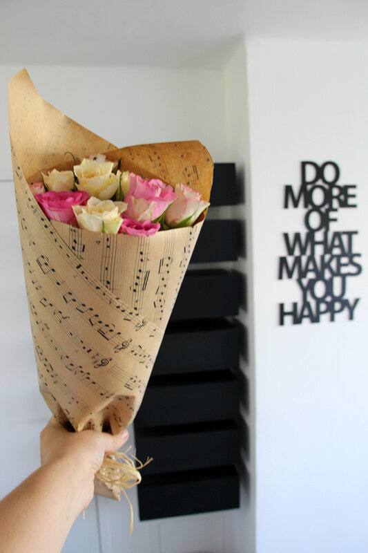 roses_happy