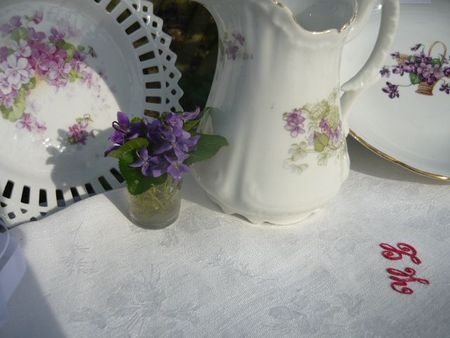 violettes avril 2012 linge vaisselle fleur
